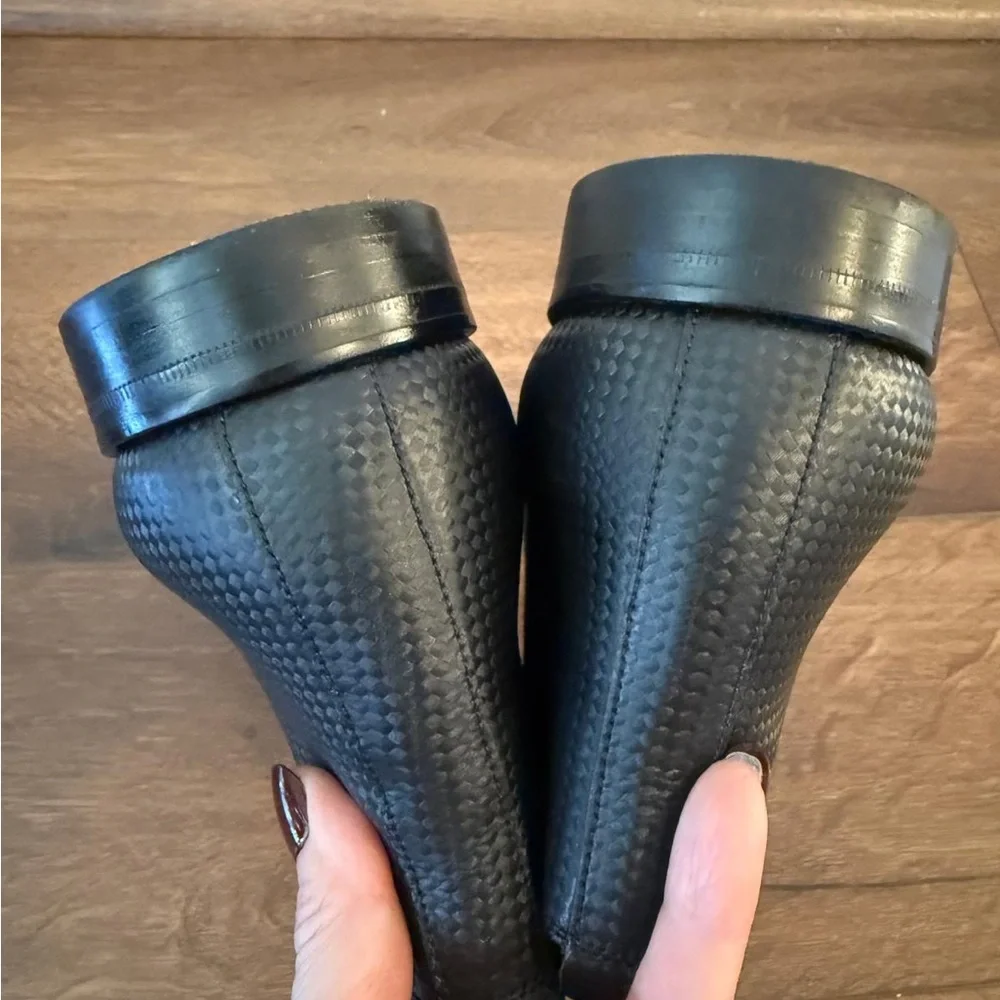 Maceoo Men's Chelsea Boots Size 9 US / 42 EU‎ Black Leather Carbon Fiber Slip On - Picture 5 of 9